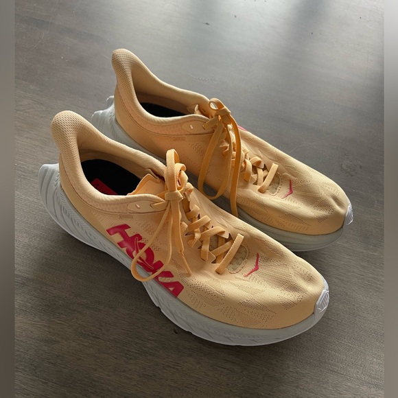 Hoka One One Carbon X 2 women’s Running Shoes size 8.5B - Picture 3 of 10